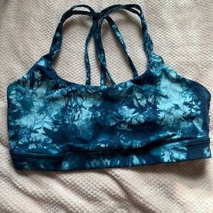 Lululemon energy bra size 8
